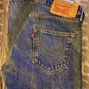 New men’s Levi’s